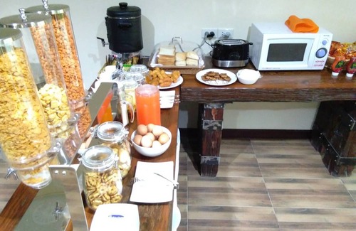 Khao San Hotel | Highly Rated Baan Wanchart Bangkok Residences with Kitchen