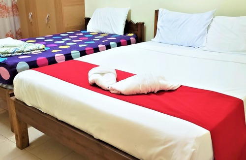 Rangsit Hotel | Budget-Friendly Baan Yuyuen with Breakfast & Family Amenities