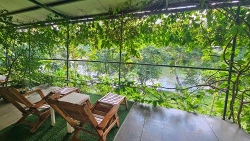 Ban Ta Khun Resort | Cozy Retreat at Baandin Chiewlarn - Family Friendly Bliss