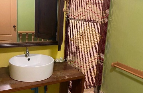 Hang Dong Hotel | Discover Baanplaidoi Resort: Family-Friendly Getaway