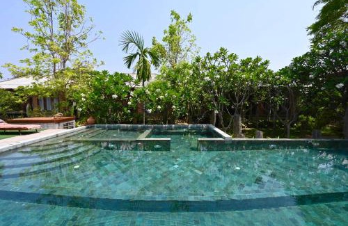 Mueang Kao Resort | Discover BaanSuk Sukhothai Resort: Family-Friendly Escape