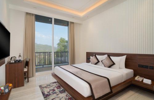 Raipur Maidan Resort | Discover Baantalai Resort: 10/10 Rated with Pool & Dining