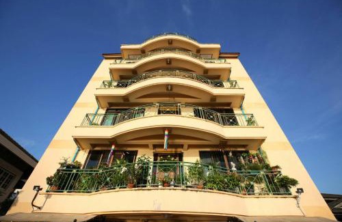Nonthaburi Apartment | Discover Comfort at Baanthanam Nont - Rated 8.5/10