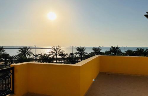 Ras Al Khaimah Apartment | Discover Bab Al Bahr Residence - Family-Friendly Retreat