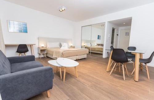 Colegiales Apartment | Eco-Friendly Stay at Babel Belgrano with Hot Tub & Breakfast