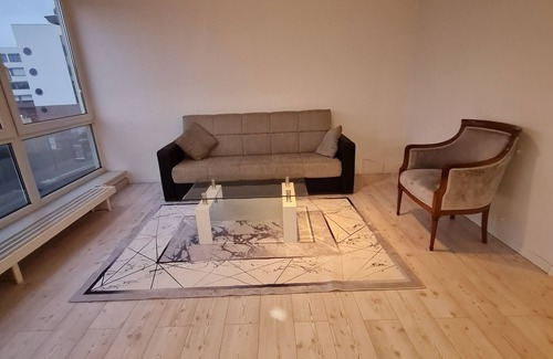 Stern Apartment | Family-Friendly Stay at Babelsbergerhaus - Perfect for Kids
