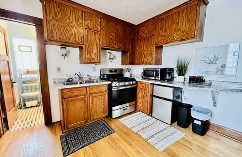West Allis Apartment | Family-Friendly Coffee Haus Classic - 2 Bedroom Upper Apt