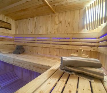 Zawoja Ski Chalet | Outstanding Babie Domki: Oceanfront Retreat for Families