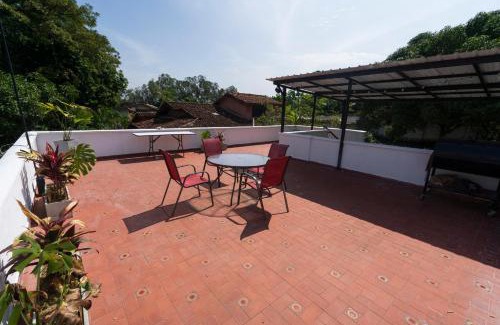 Campestre Bed & Breakfast | Discover Babilla Suites: Top-Rated 4-Star with Pool & Pets