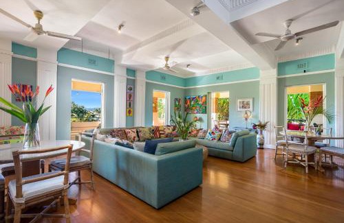 Babinda House | Family-Friendly Babinda Quarters with Kitchen Amenities