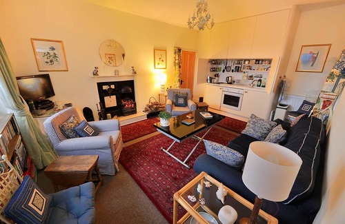 Coldstream Cottage | Discover Babingtons Cottage: A 10/10 Retreat in Scotland