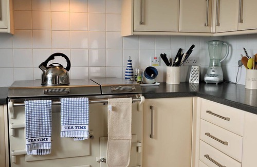 Coldstream Cottage | Discover Babingtons Cottage: A 10/10 Retreat in Scotland