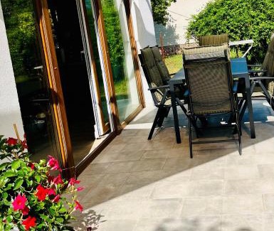 Fonyodliget Villa | Explore Babvirág Porta in Fonyódliget - 4-Star Family Stay