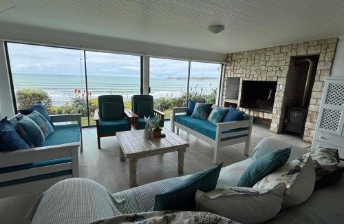 Witsand House | Beachfront Bliss at Baby Whale - Family-Friendly Escape