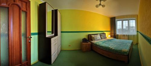 Rivne Apartment | Budget-Friendly Babylon Apartments Near Maidan - Child Friendly