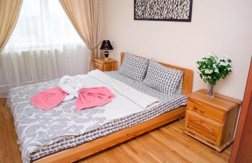 Rivne Apartment | Family-Friendly Babylon Apartments with Great Guest Reviews