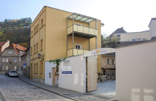 Freyburg Apartment | Unforgettable BACCHUS Apartment in Königshof Freyburg