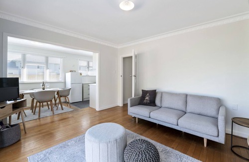 Mount Maunganui House | Discover Bach on Pitau - Family-Friendly Retreat in Mt Maunganui