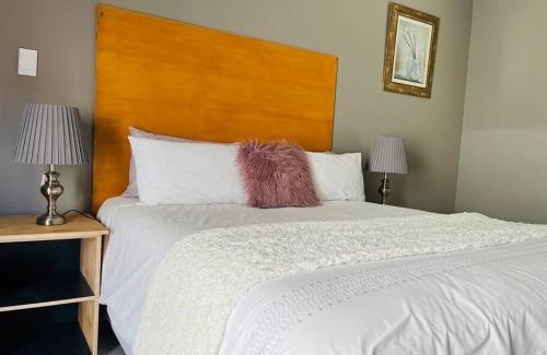 Rustenburg Apartment | Cozy Bachelor Suite in Rustenburg - Guest Rated 8.5/10