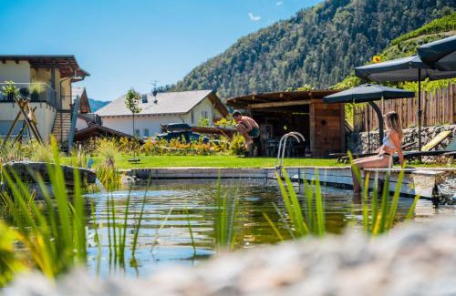 Feldthurns House | Discover Bachmannhof: Family-Friendly Retreat with Pool