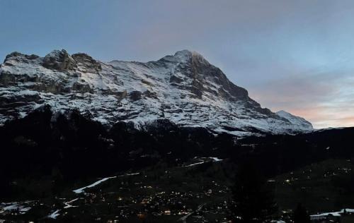 Grindelwald Apartment | Family-Friendly Bachsbort 4-Bed Apartment with Eiger Views