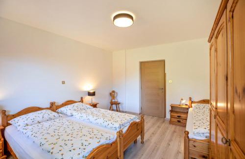 Proves Apartment | Family-Friendly Bachwiesl Hof Apt Wies with 9/10 Ratings