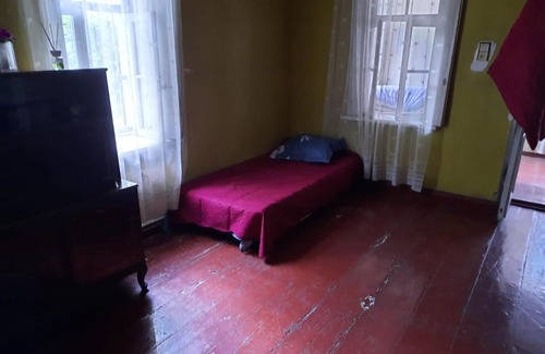 Kutaisi House | Budget-Friendly Stay at BACK 80s - Pet Friendly Escape