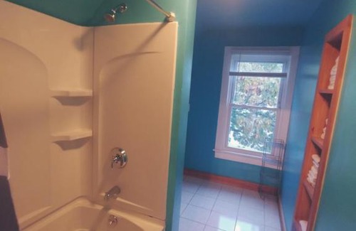 East Bayside Apartment | Discover Family-Friendly Comfort at Back Cove Views