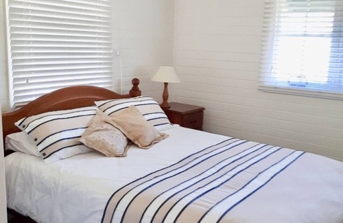 Quipolly Other | Inviting Back Creek Farm Cottage with Breakfast & Kitchenette