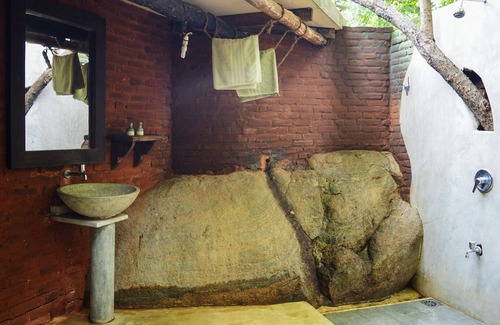 Dambulla House | Discover Back of Beyond - Dehigaha Ela with Family-Friendly Dining