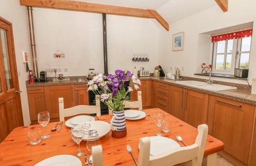 Chysauster Cottage | Cozy Retreat in St Ives: Pet Friendly with Open Fire