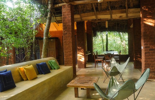 Sigiriya Villa | Discover Back of Beyond - Pidurangala with Family-Friendly Dining