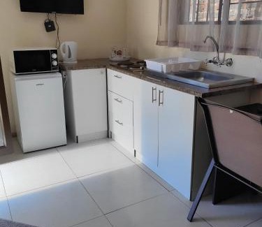Ga-Segonyana Bed & Breakfast | Guest Rated 10/10 at Back of the Moon Guesthouse