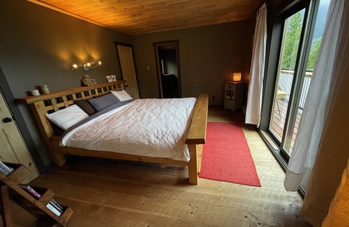 Proctor Bed & Breakfast | Discover Back to Base B&B: Your Mountain Retreat Awaits