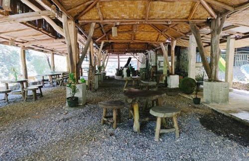 Bukit Lawang House | Eco-Friendly Retreat: Back to Nature Ecotourism Awaits