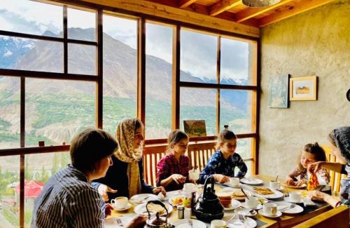 Karimabad Hotel | Discover Backpackers Stories at Old Hunza Inn - Rated 9.1