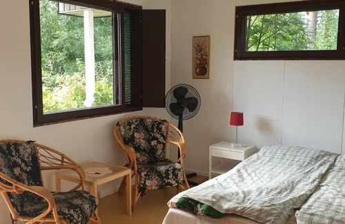 Keminmaa Apartment | Cozy Cabin Retreat with Veranda by Kemijoki River