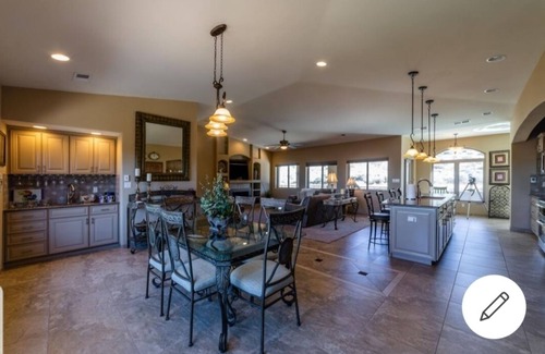 Foothills South House | Scenic 3-Bedroom Mountain Retreat with Trail Access