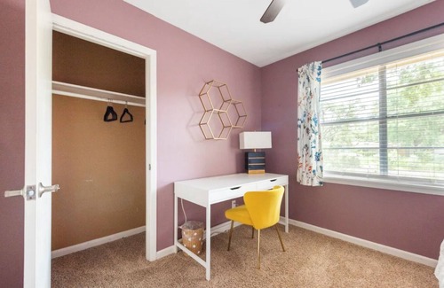 Austin House | Inviting Backyard Oasis in South Austin - Family Friendly Stay