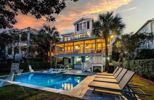 Isle of Palms House | Elegant Oceanfront Home with Private Pool - The Lucky Penny