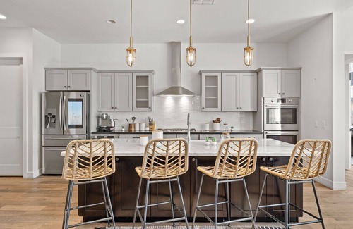 Camelback East Villa | Indulge in Luxe Paradise: Heated Pool Near Old Town