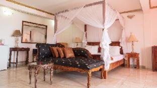 Bacolet Hotel | Relax at Bacolet Beach Club with Oceanfront Views