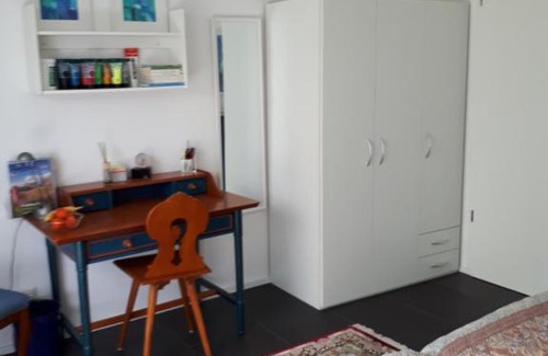 Bad Saeckingen House | Experience Comfort at Bad Säckingen with Ocean Views