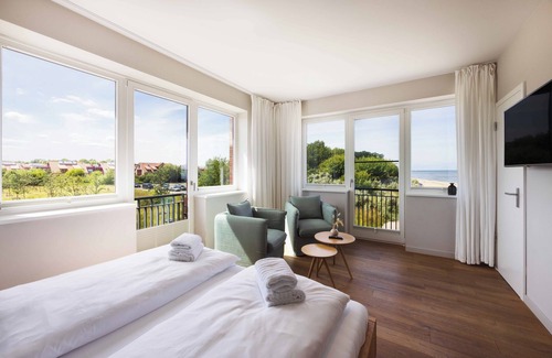 Hohen Wieschendorf Hotel | Unforgettable Stay at Bades Huk Marina Hotel - 10/10 Rated