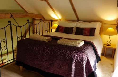 Rendham Apartment | Family-Friendly Retreat at Badger Cottage, Alde Garden