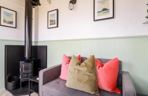 Tintagel House | Exceptional Stays at Badgers Rest - 4-Star Family Retreat