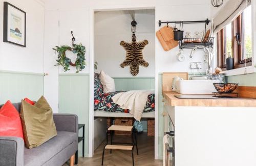Tintagel House | Exceptional Stays at Badgers Rest - 4-Star Family Retreat