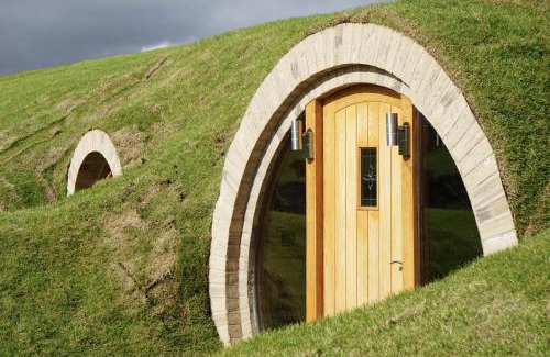 Rhayader House | Explore Badgers View: Family & Pet Friendly Retreat