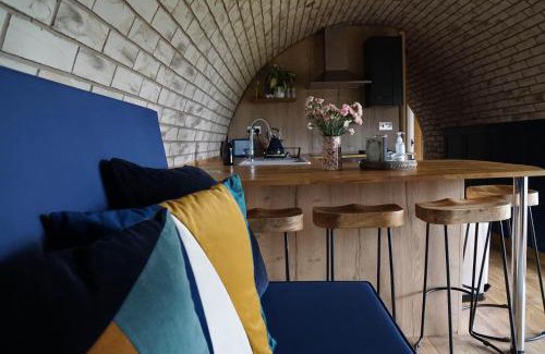 Rhayader House | Explore Badgers View: Family & Pet Friendly Retreat