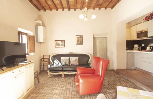 San Pietro in Bossolo Apartment | Pet-Friendly Retreat at Badia a Passignano by Interhome